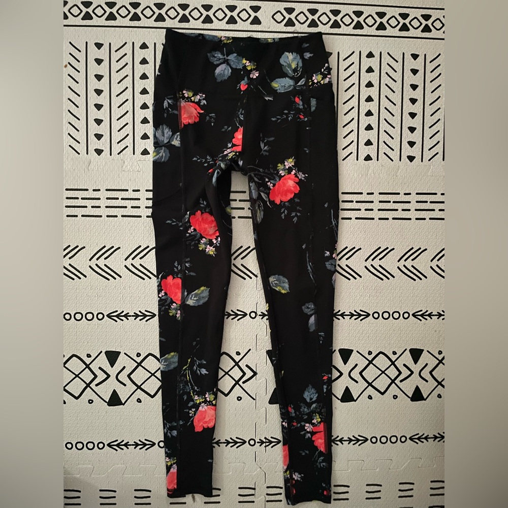 Victorias Secret Leggings Floral Size 4